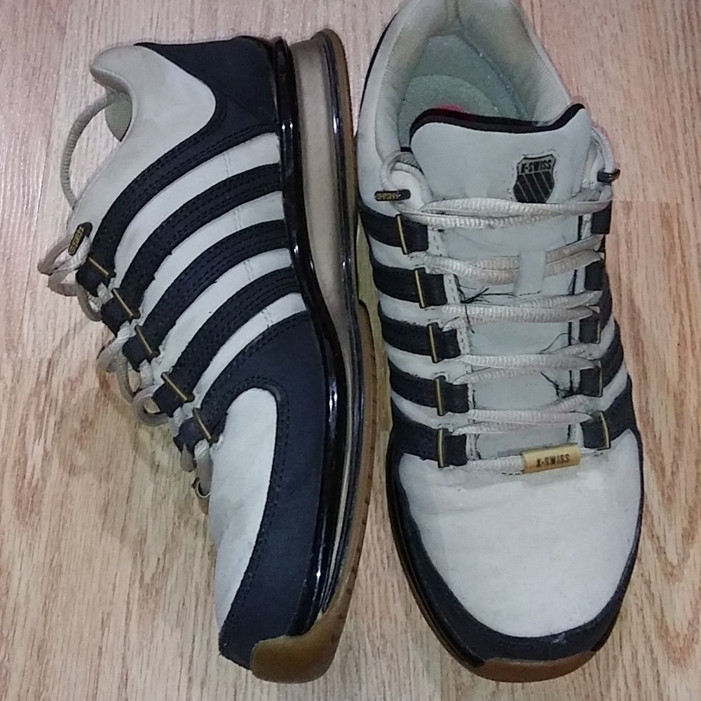K-Swiss